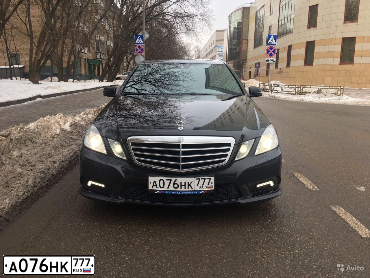 Фото автомобиля MERCEDES E-KLASSE, 2009 — госномер Р756АУ797. Цвет: ЧЕРНЫЙ