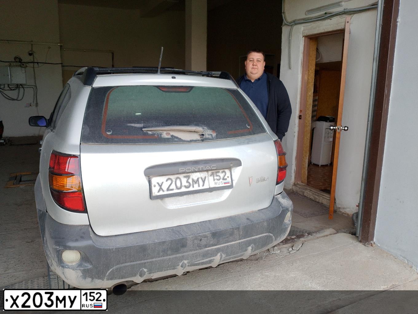 Фото автомобиля PONTIAC VIBE, 2003 — госномер Т300АН18. Цвет: Серебристый