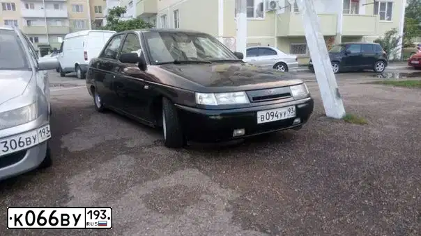 Фото автомобиля NISSAN PATHFINDER, 2002 — госномер Р159УС174. Цвет: СВЕТЛО-СЕРЫЙ