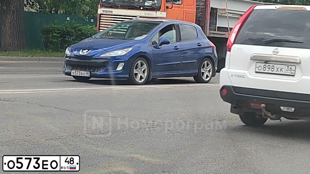 Фото автомобиля PEUGEOT T 308, 2008 — госномер О573ЕО48