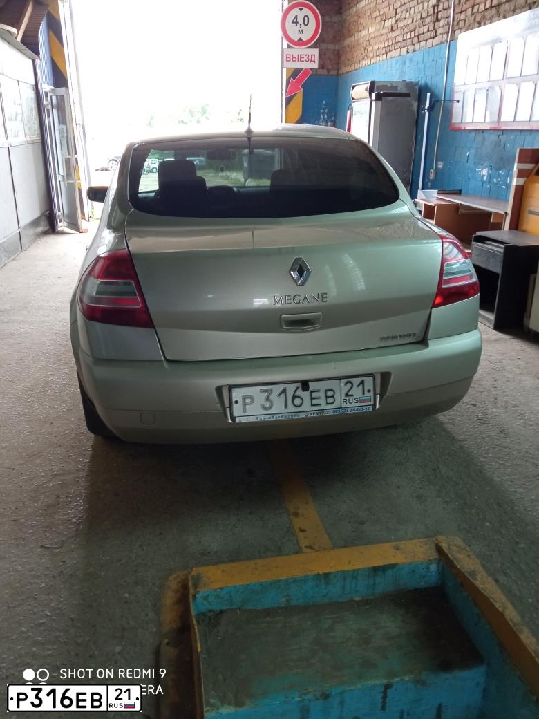 Фото автомобиля RENAULT MEGANE, 2007 — госномер М011ВА13. Цвет: БЕЖЕВЫЙ