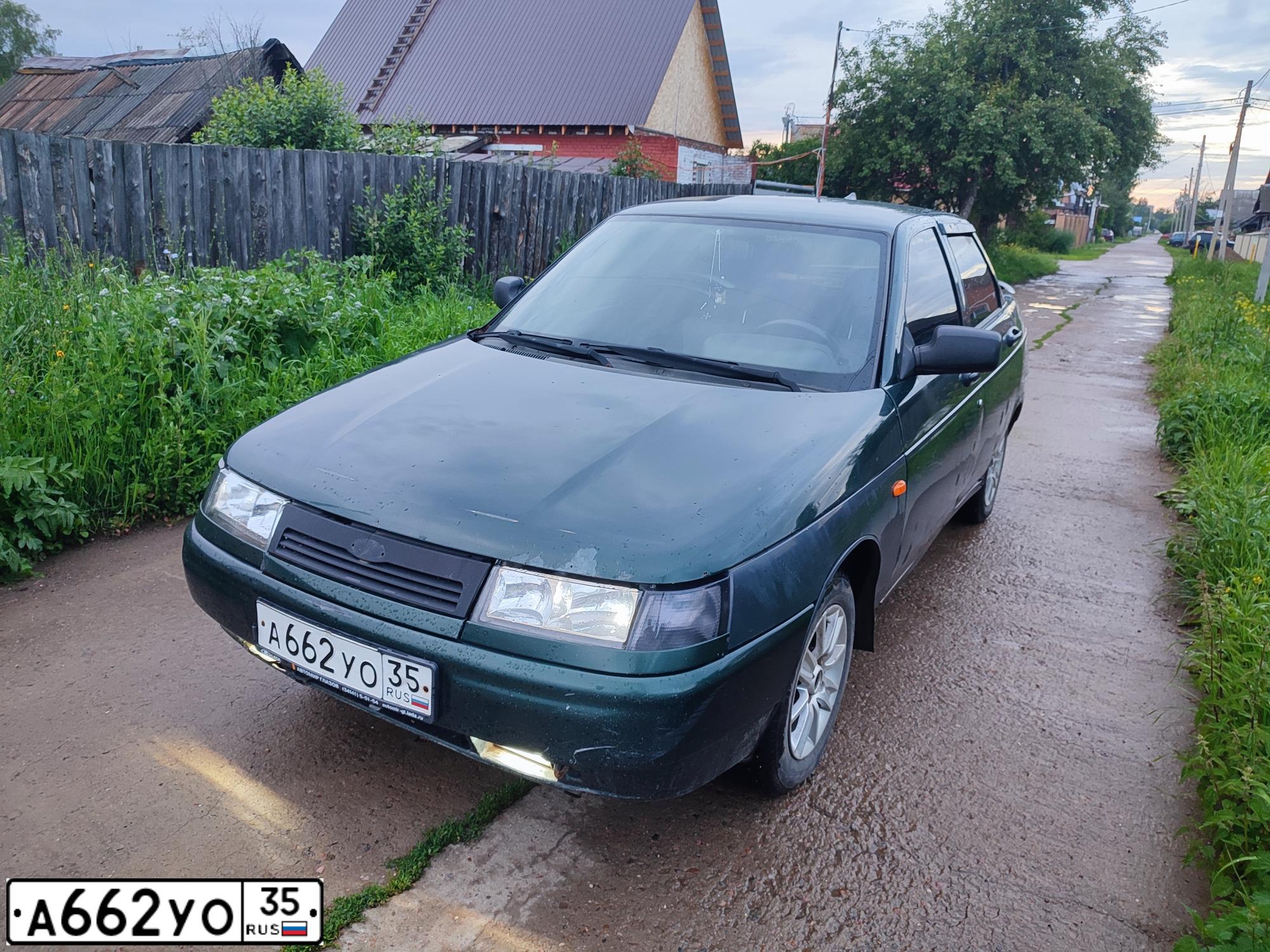 Фото автомобиля LADA 2110, 2005 — госномер А662УО35. Цвет: ТЕМНО-ЗЕЛЕНЫЙ