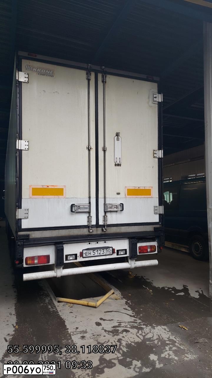 Фото автомобиля MERCEDES ACTROS, 2012 — госномер Т281ХК05. Цвет: Белый