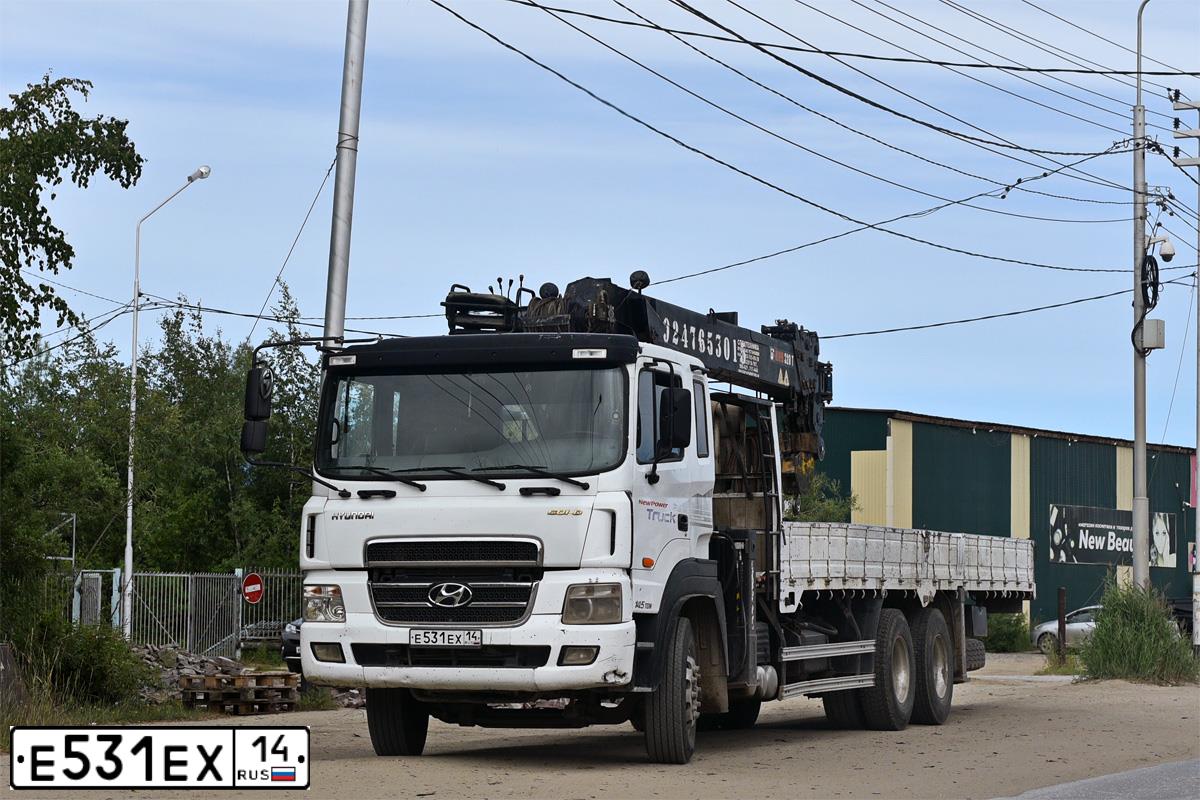 Фото автомобиля HYUNDAI HD MEGA TRUCK, 2007 — госномер С531ЕХ14. Цвет: Белый