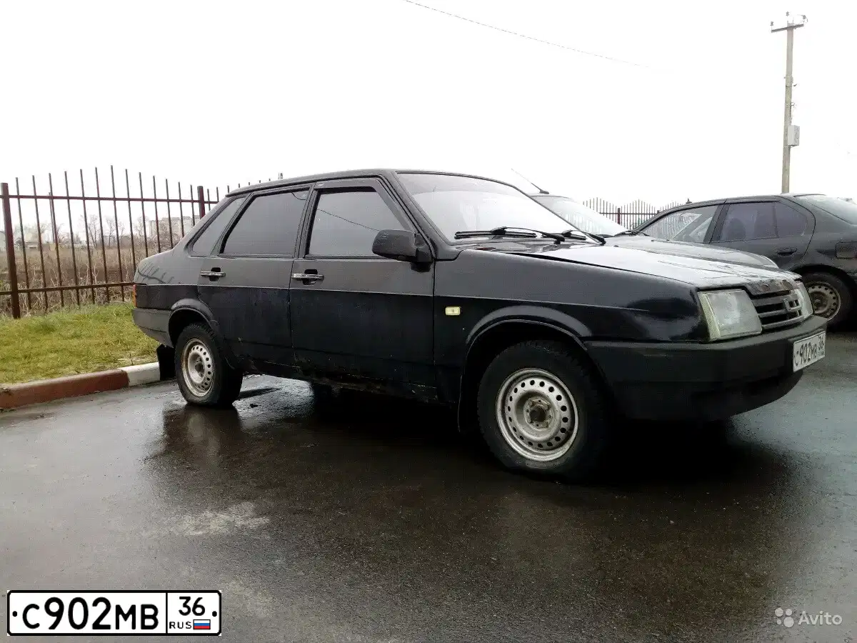 Фото автомобиля VAZ ВАЗ 21099, 1995 — госномер С902МВ36. Цвет: ЧЕРНЫЙ