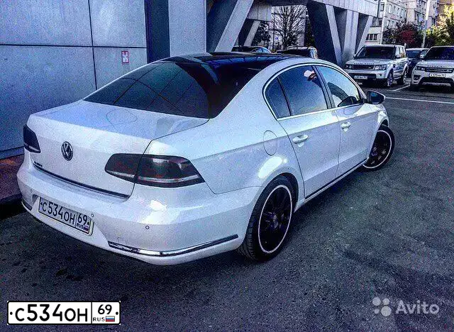 Фото автомобиля VOLKSWAGEN PASSAT, 2011 — госномер С437АТ57