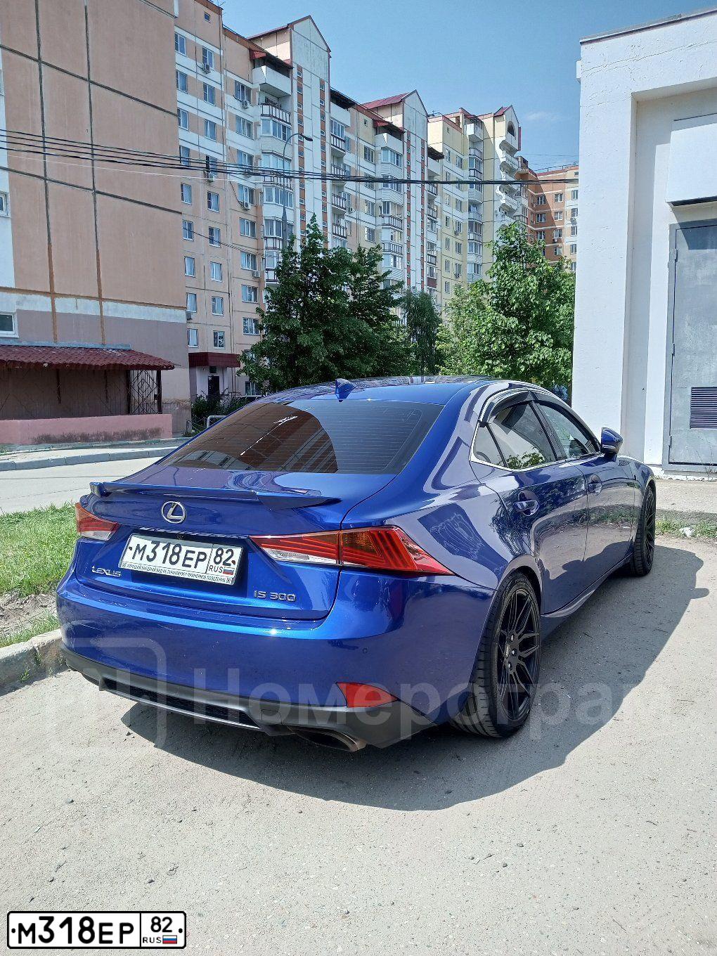Фото автомобиля LEXUS IS, 2018 — госномер М318ЕР82. Цвет: Темно-синий