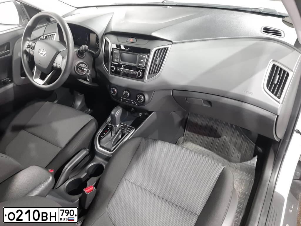 Фото автомобиля HYUNDAI CRETA, 2021 — госномер Т381АН250. Цвет: Белый