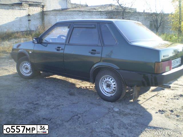 Фото автомобиля LADA 2109 SAMARA, 2003 — госномер Н378ВС36. Цвет: Темно-зеленый