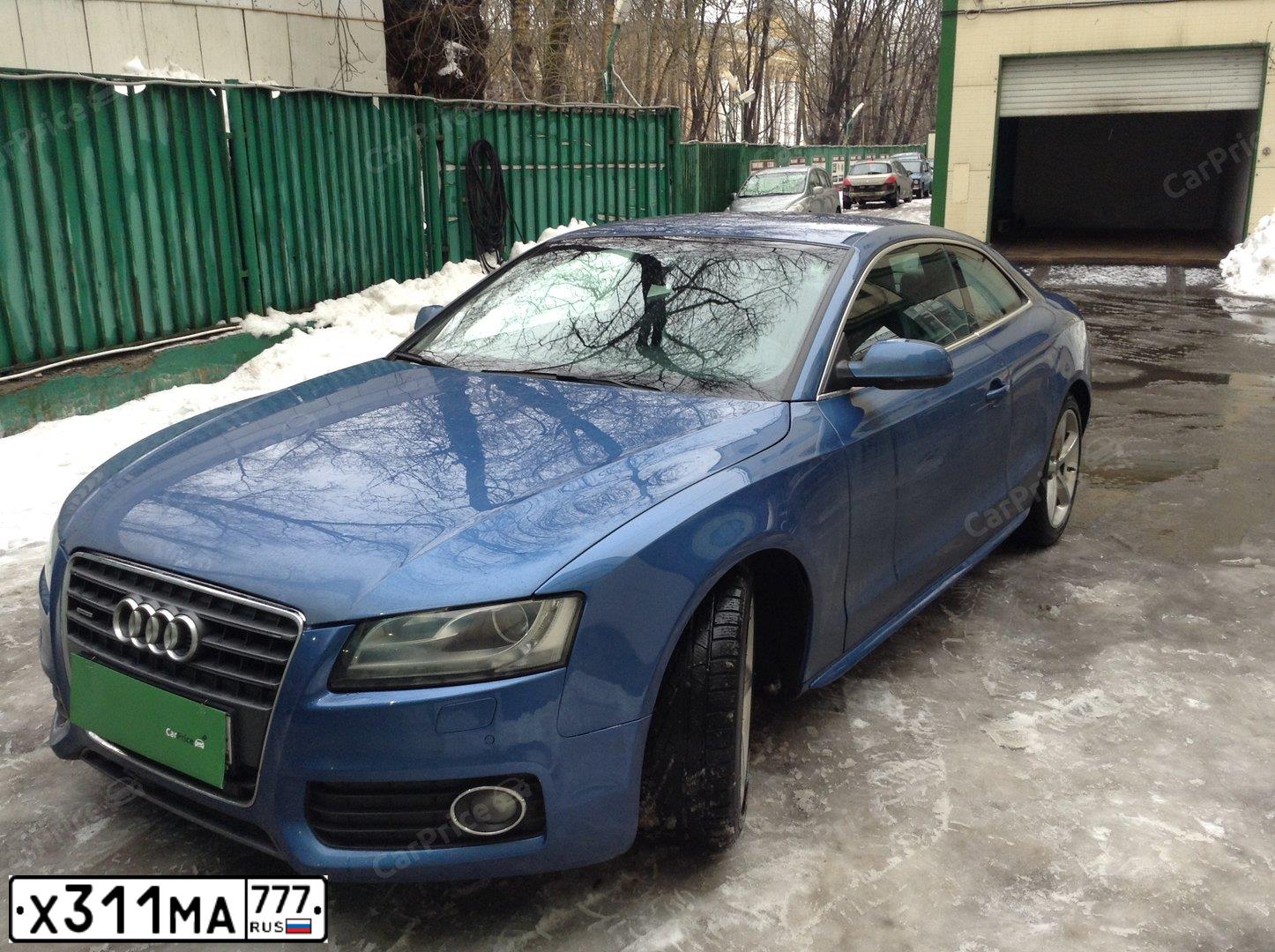 Фото автомобиля AUDI A5, 2011 — госномер М967МС777. Цвет: СИНИЙ
