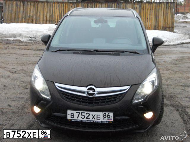 Фото автомобиля OPEL ZAFIRA, 2012 — госномер М755УТ82. Цвет: Коричневый