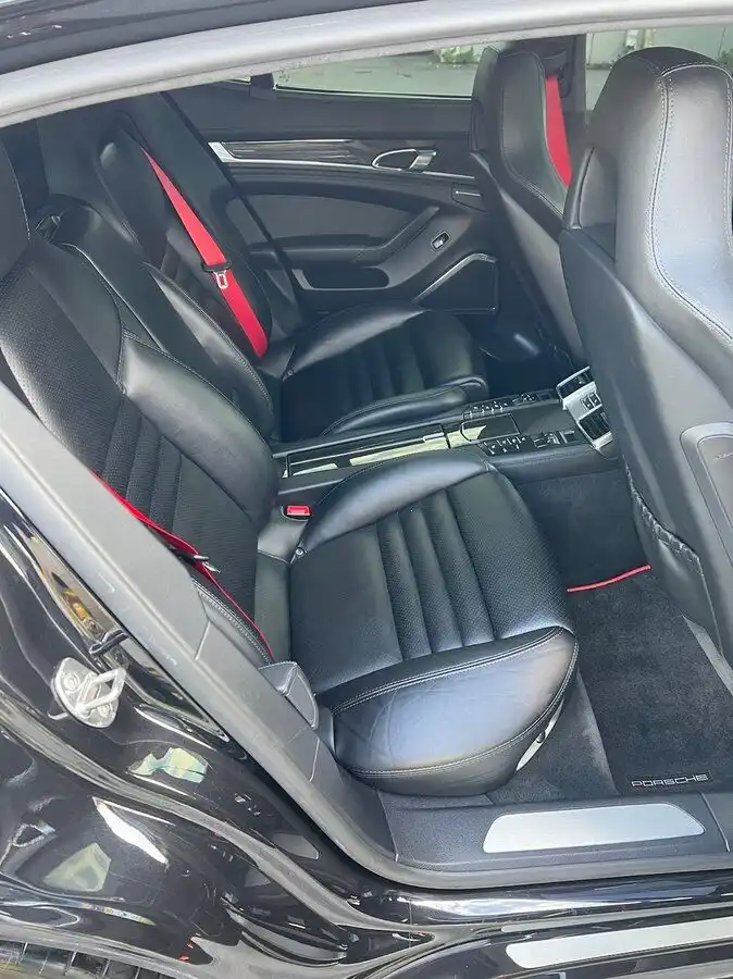 Фото автомобиля PORSCHE PANAMERA, 2011 — госномер В166ОР72