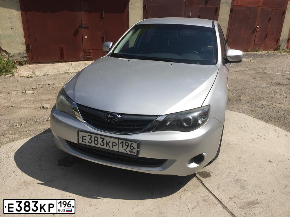 Фото автомобиля SUBARU IMPREZA, 2007 — госномер Е383КР196. Цвет: СЕРЕБРИСТЫЙ