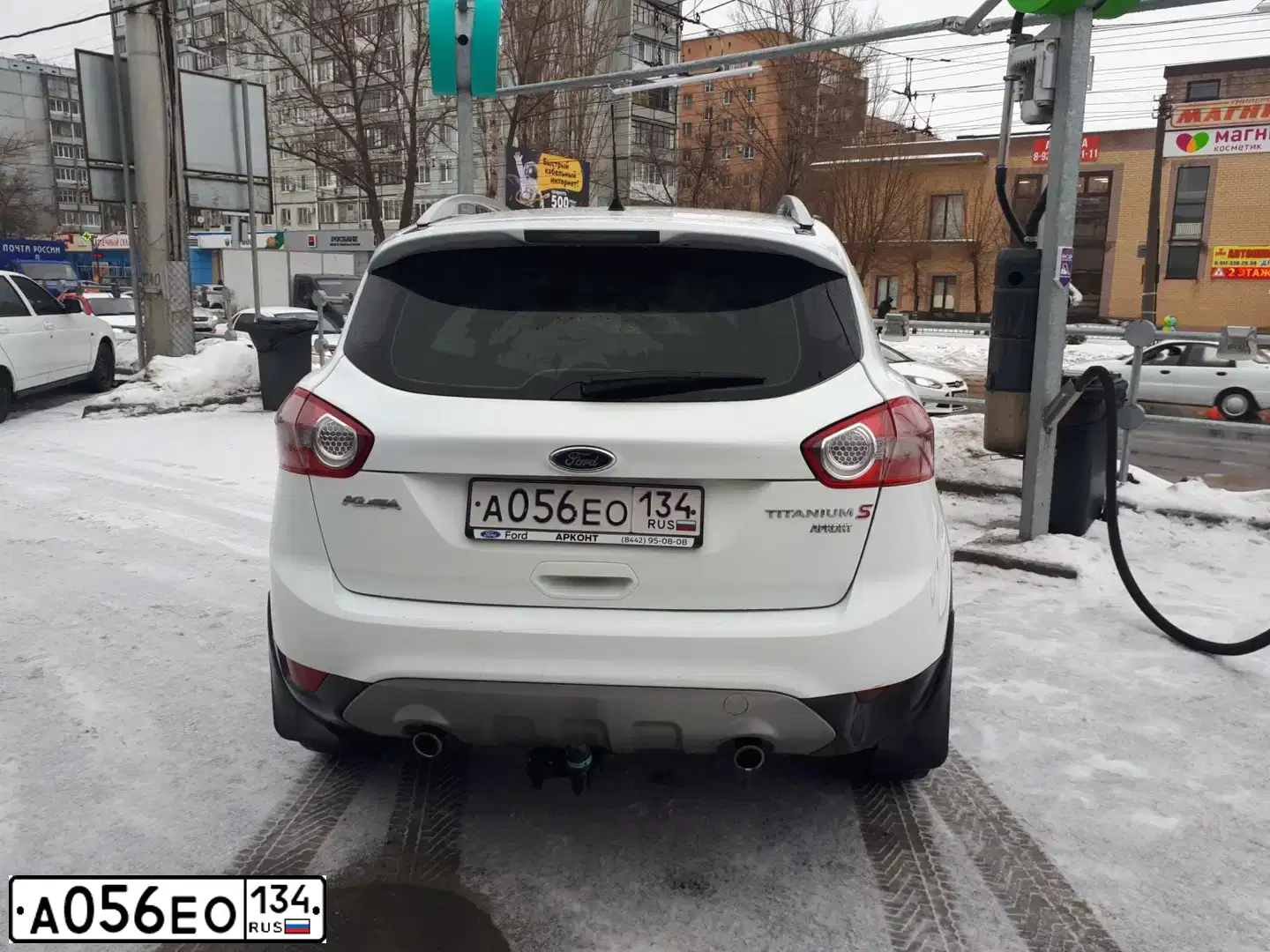 Фото автомобиля FORD KUGA, 2012 — госномер А167СХ702. Цвет: Белый