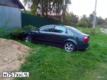 Фото автомобиля AUDI A4, 2001 — госномер А054УР99. Цвет: ЗЕЛЕНЫЙ