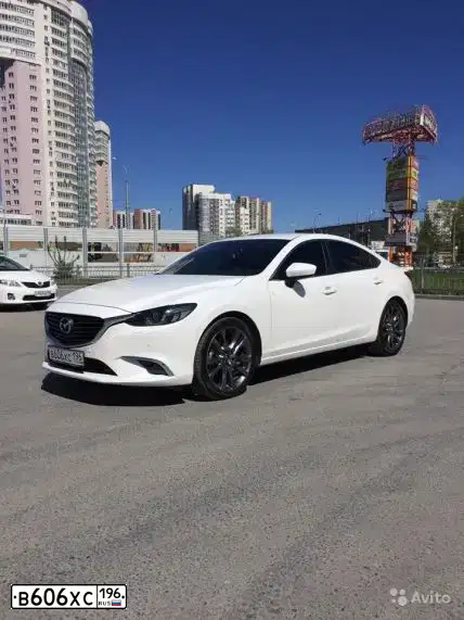 Фото автомобиля MAZDA 6, 2015 — госномер В606ХС196. Цвет: Белый