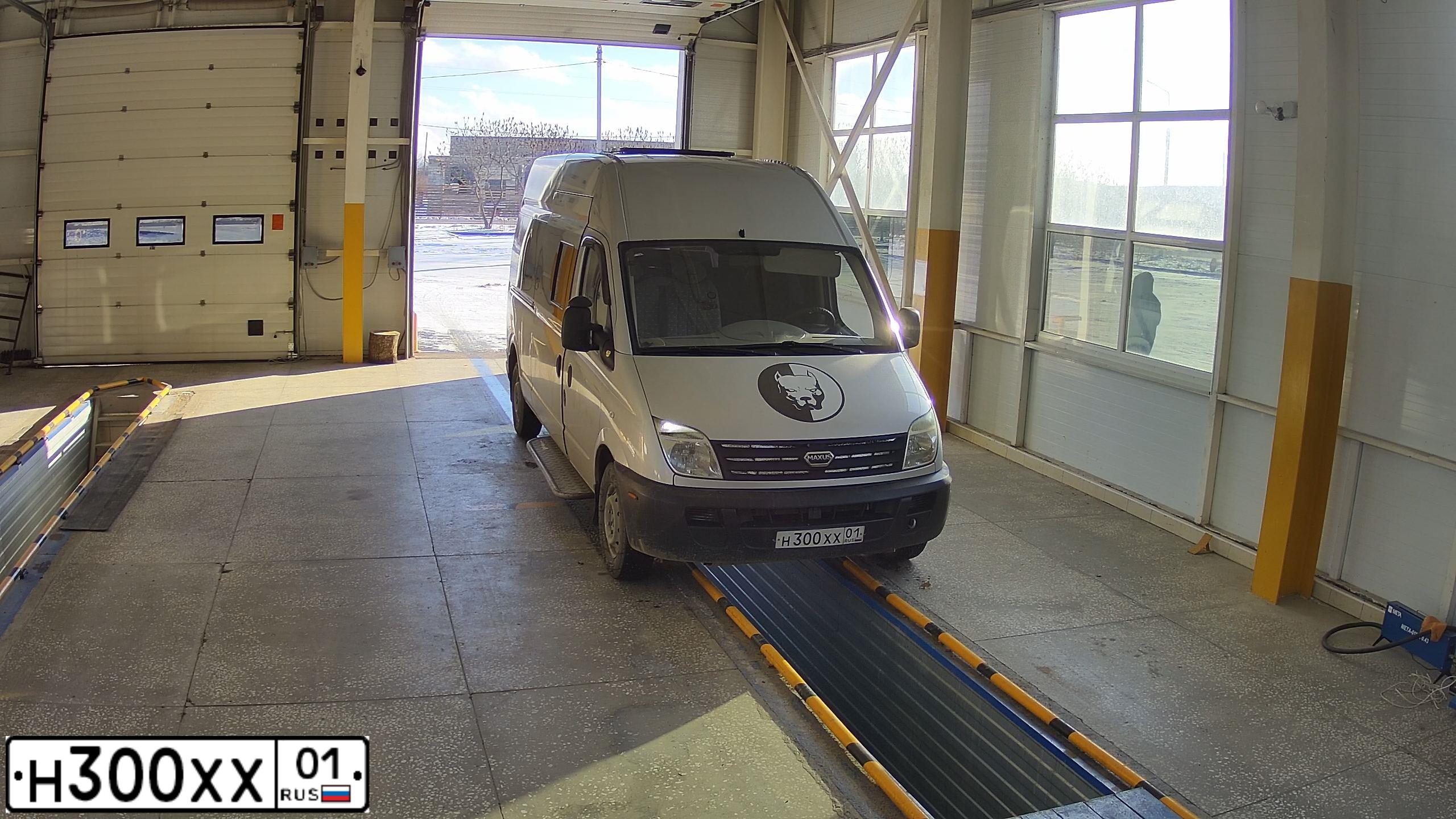 Фото автомобиля DAEWOO O NEXIA, 2001 — госномер В837МВ123. Цвет: СВЕТЛО-БЕЖЕВЫЙ