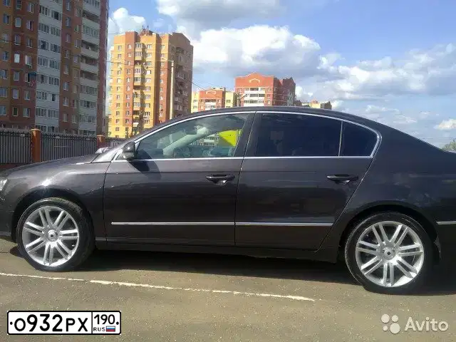 Фото автомобиля VOLKSWAGEN PASSAT, 2008 — госномер Н041ВА180. Цвет: ЧЕРНО-СЕРЫЙ