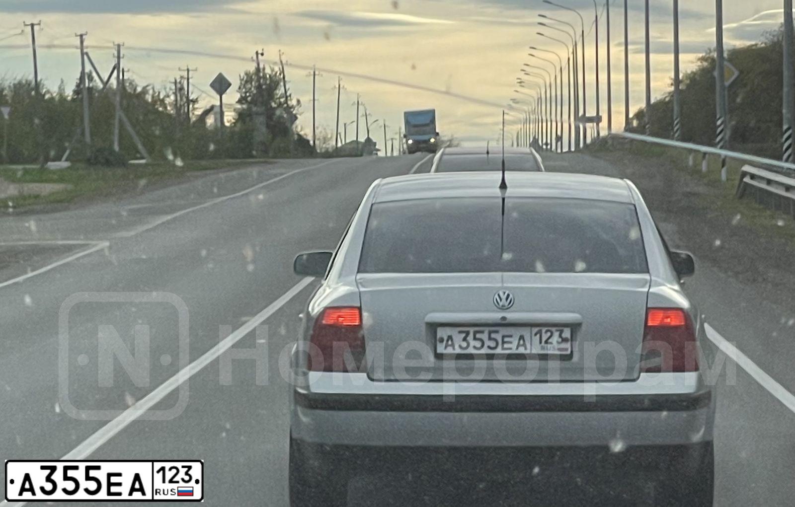 Фото автомобиля VOLKSWAGEN PASSAT, 2000 — госномер А355ЕА123. Цвет: СЕРЫЙ