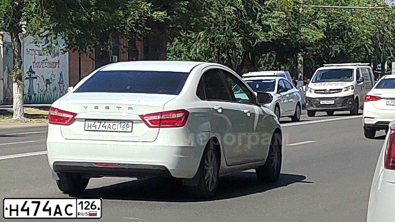 Фото автомобиля LADA VESTA, 2017 — госномер С697ЕЕ126. Цвет: Белый