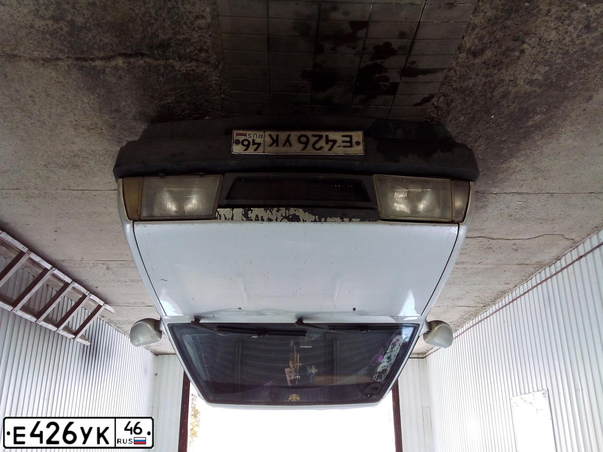 Фото автомобиля LADA 2109 SAMARA, 2002 — госномер Е426УК46. Цвет: СЕРЕБРИСТЫЙ МЕТАЛЛИК