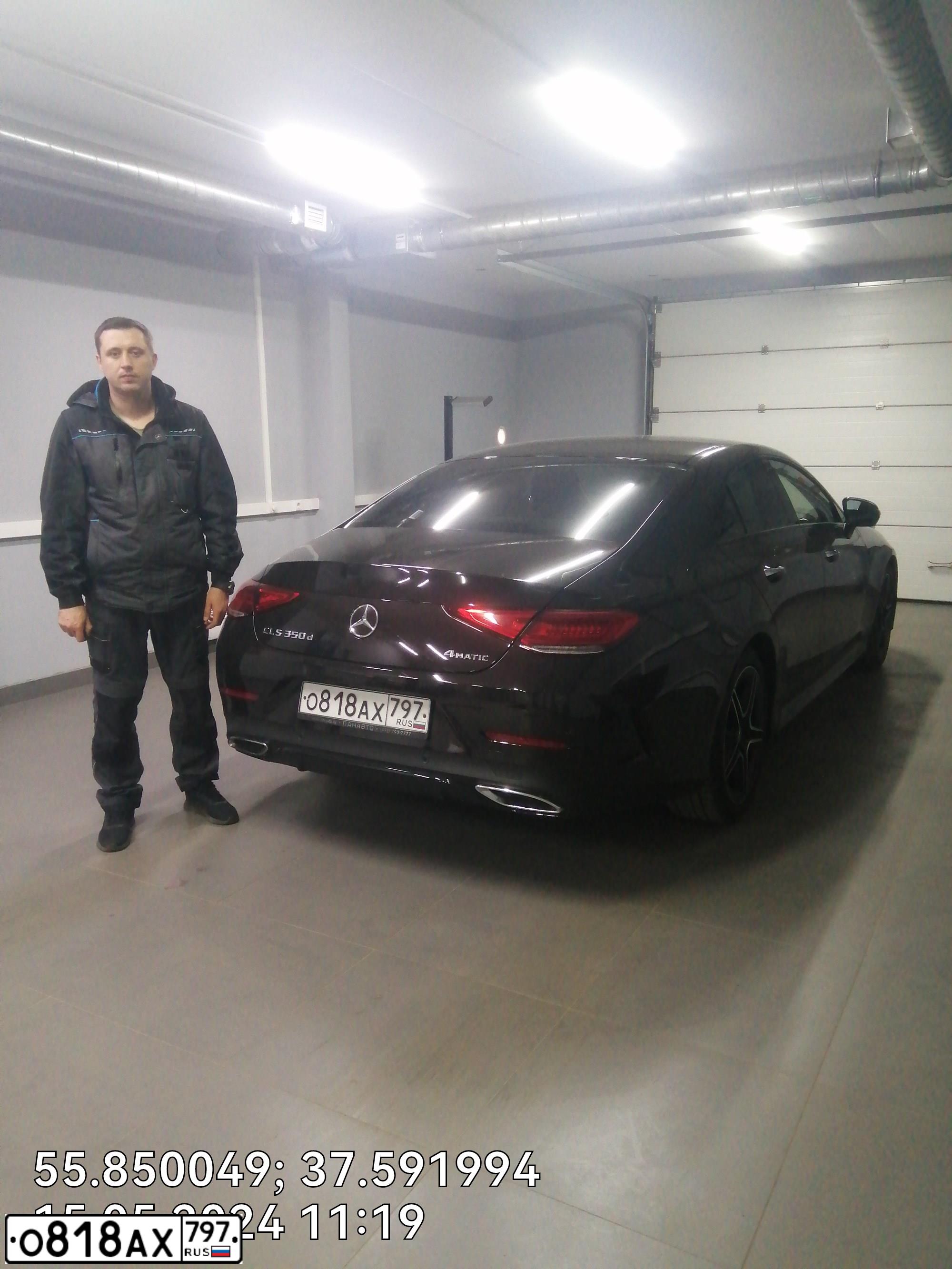 Фото автомобиля GAZ WOLGA SIBER, 2010 — госномер О905УА05. Цвет: ЧЕРНЫЙ