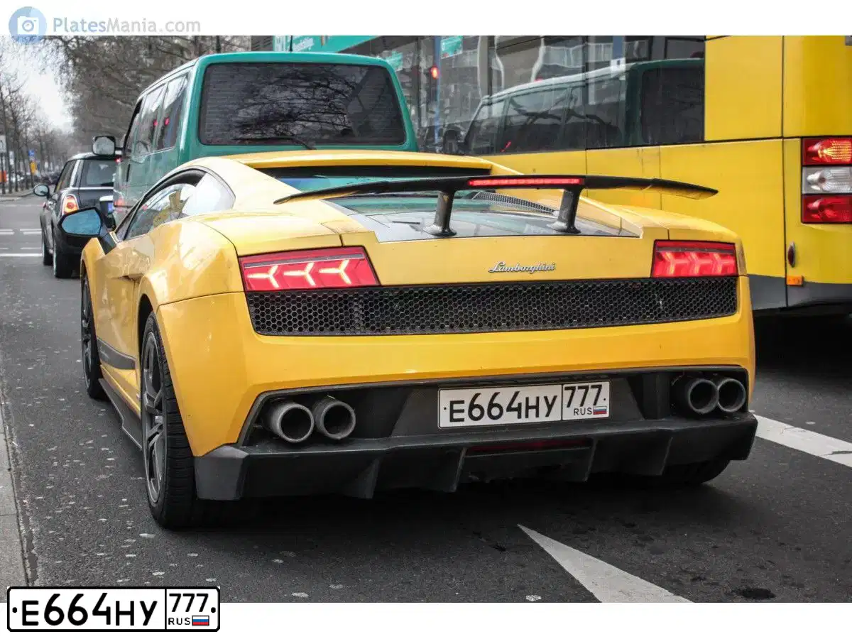 Фото автомобиля LAMBORGHINI GALLARDO, 2010 — госномер Е664НУ777. Цвет: ЖЁЛТЫЙ