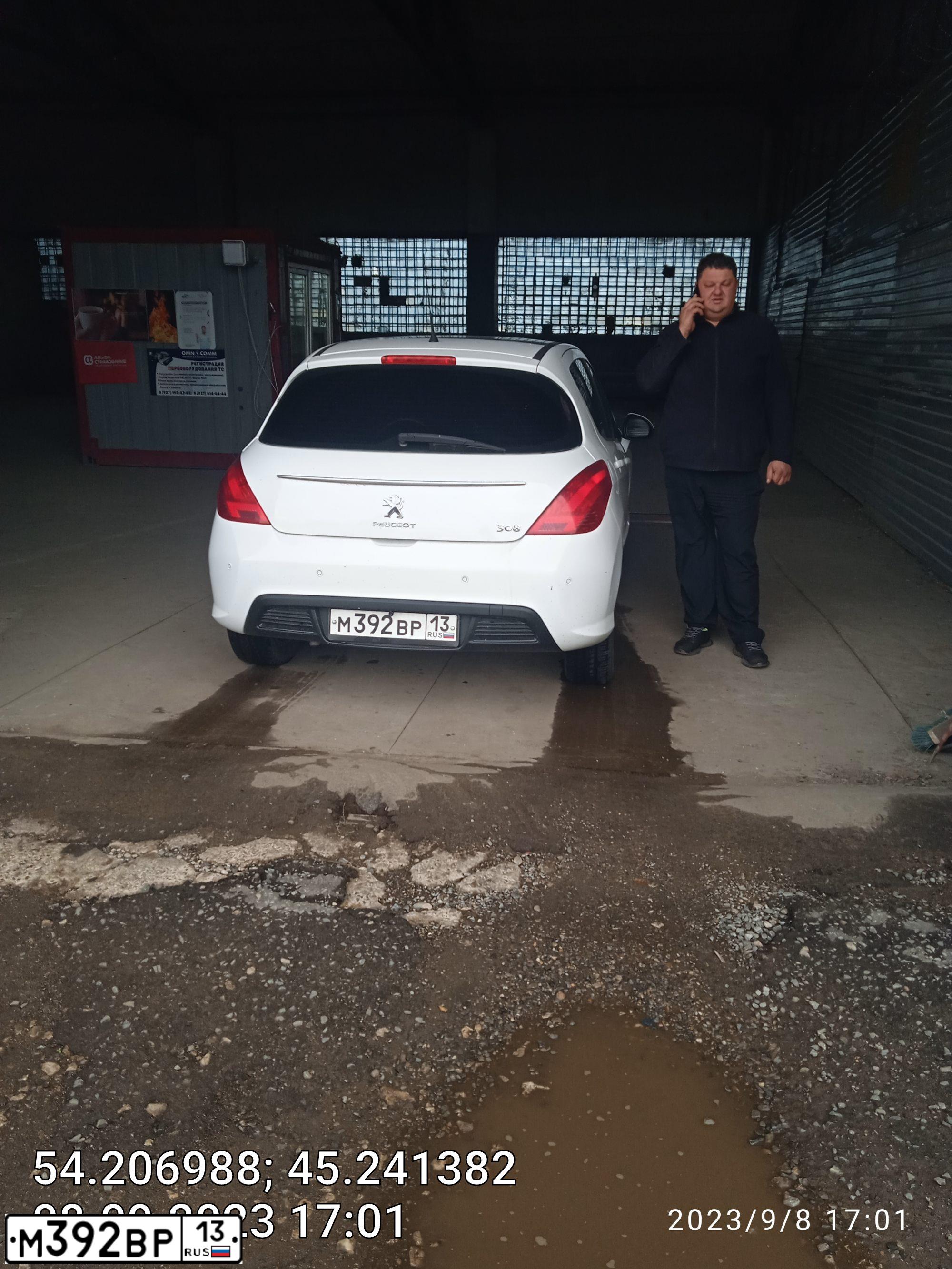 Фото автомобиля PEUGEOT 308, 2012 — госномер Н214НТ799. Цвет: Белый