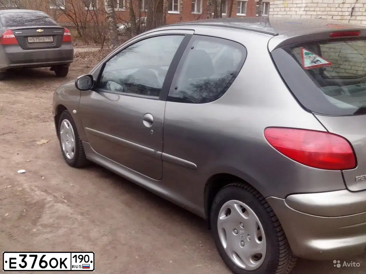 Фото автомобиля PEUGEOT 206, 1999 — госномер О922КО46. Цвет: Белый