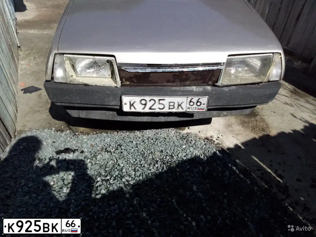 Фото автомобиля GAZ 3102 WOLGA, 1996 — госномер К974СН96. Цвет: БЕЛЫЙ