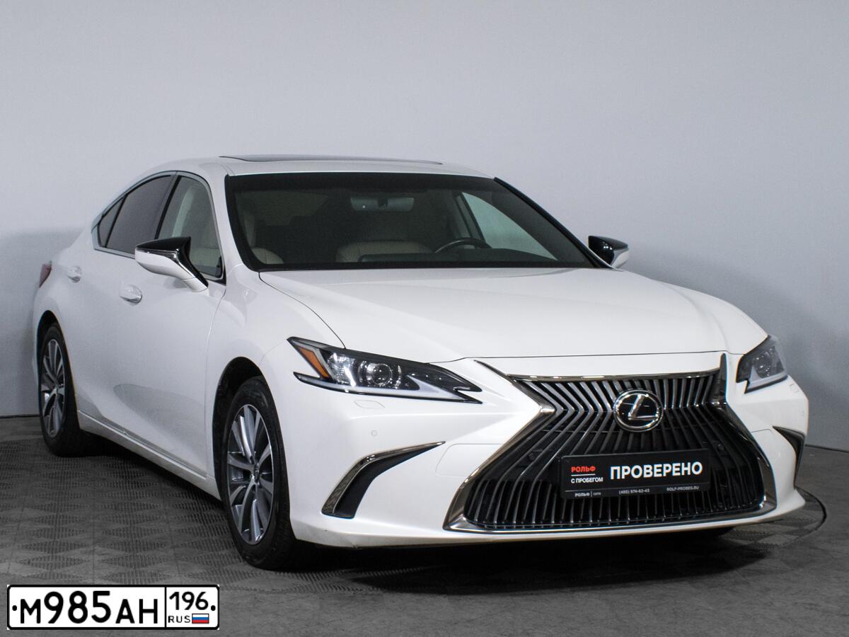 Фото автомобиля LEXUS ES, 2019 — госномер Х546НА73. Цвет: Белый