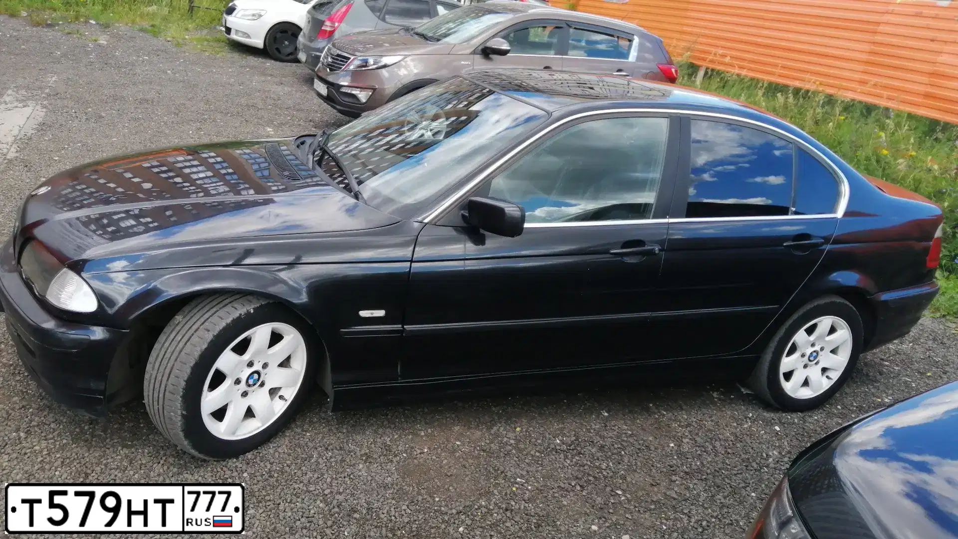 Фото автомобиля BMW W SERIE 3, 1999 — госномер М444ВО199. Цвет: ЧЕРНЫЙ