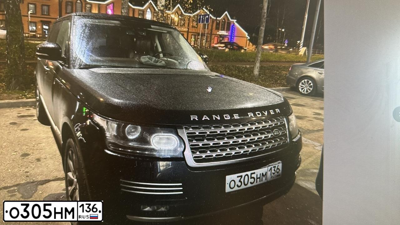 Фото автомобиля LANDROVER RANGE ROVER, 2016 — госномер О305НМ136. Цвет: ЧЕРНЫЙ
