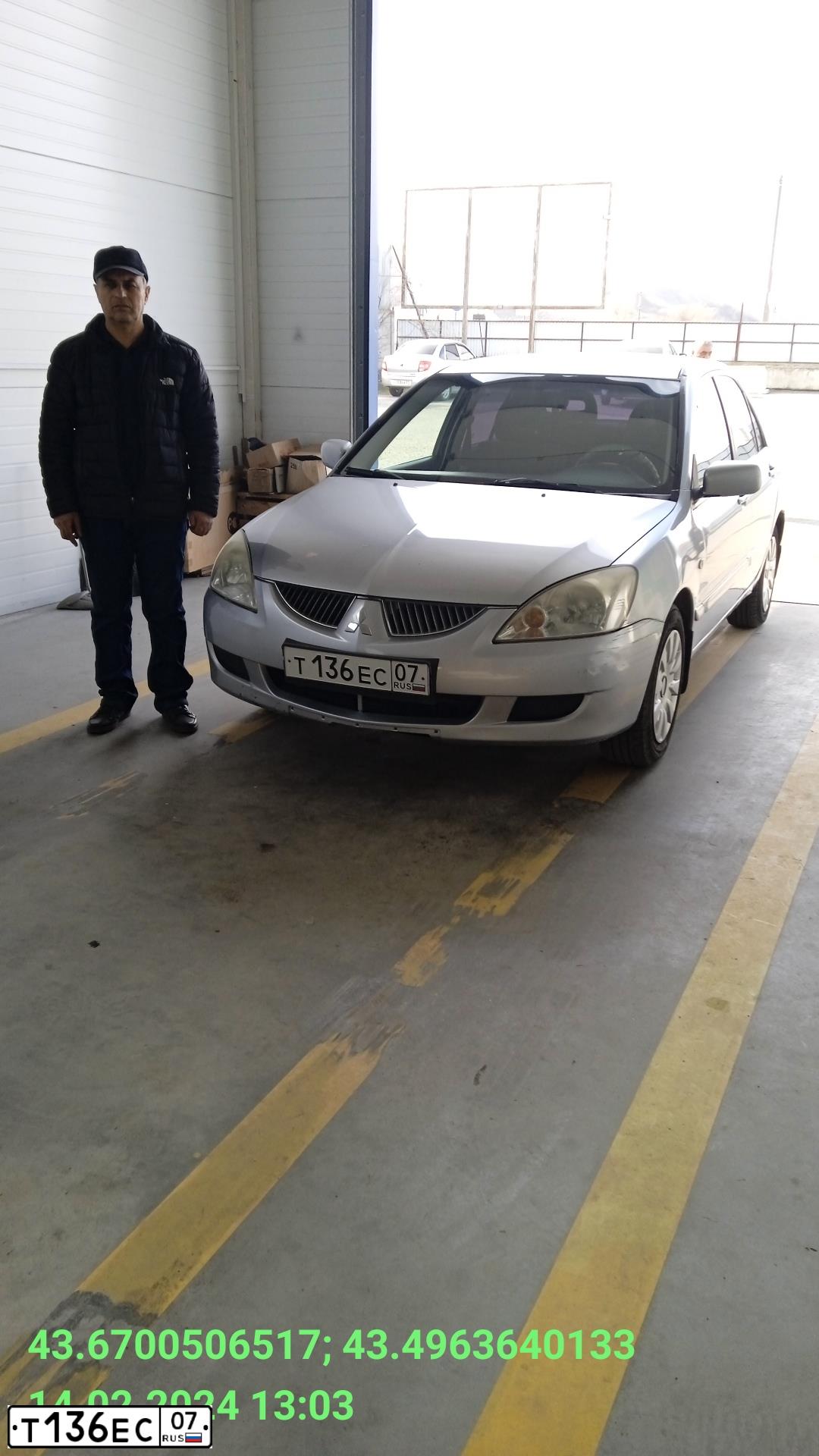Фото автомобиля MITSUBISHI LANCER, 2005 — госномер А555АА09. Цвет: Серебристый