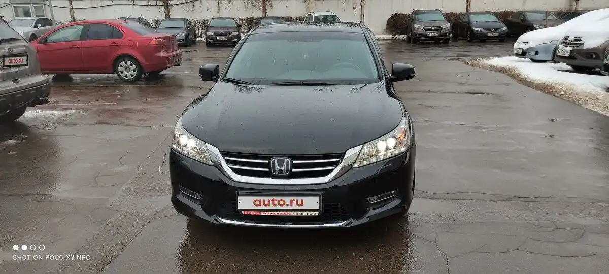 Фото автомобиля HONDA ACCORD, 2013 — госномер Р197ОО186. Цвет: ЧЕРНЫЙ