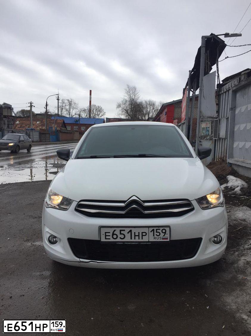 Фото автомобиля CITROEN C-ELYSEE, 2013 — госномер О715ЕХ159. Цвет: Белый