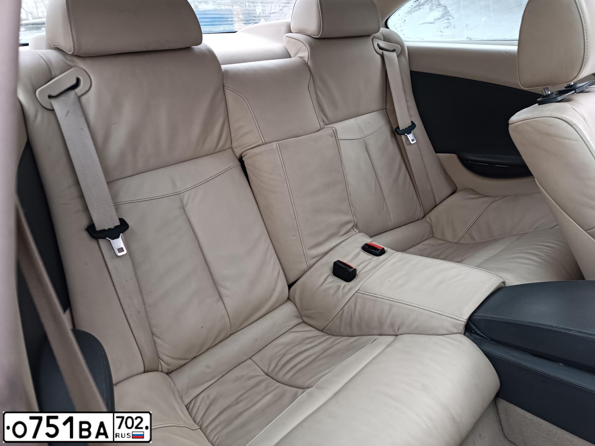 Фото автомобиля BMW SERIE 6, 2005 — госномер О751ВА702. Цвет: синий
