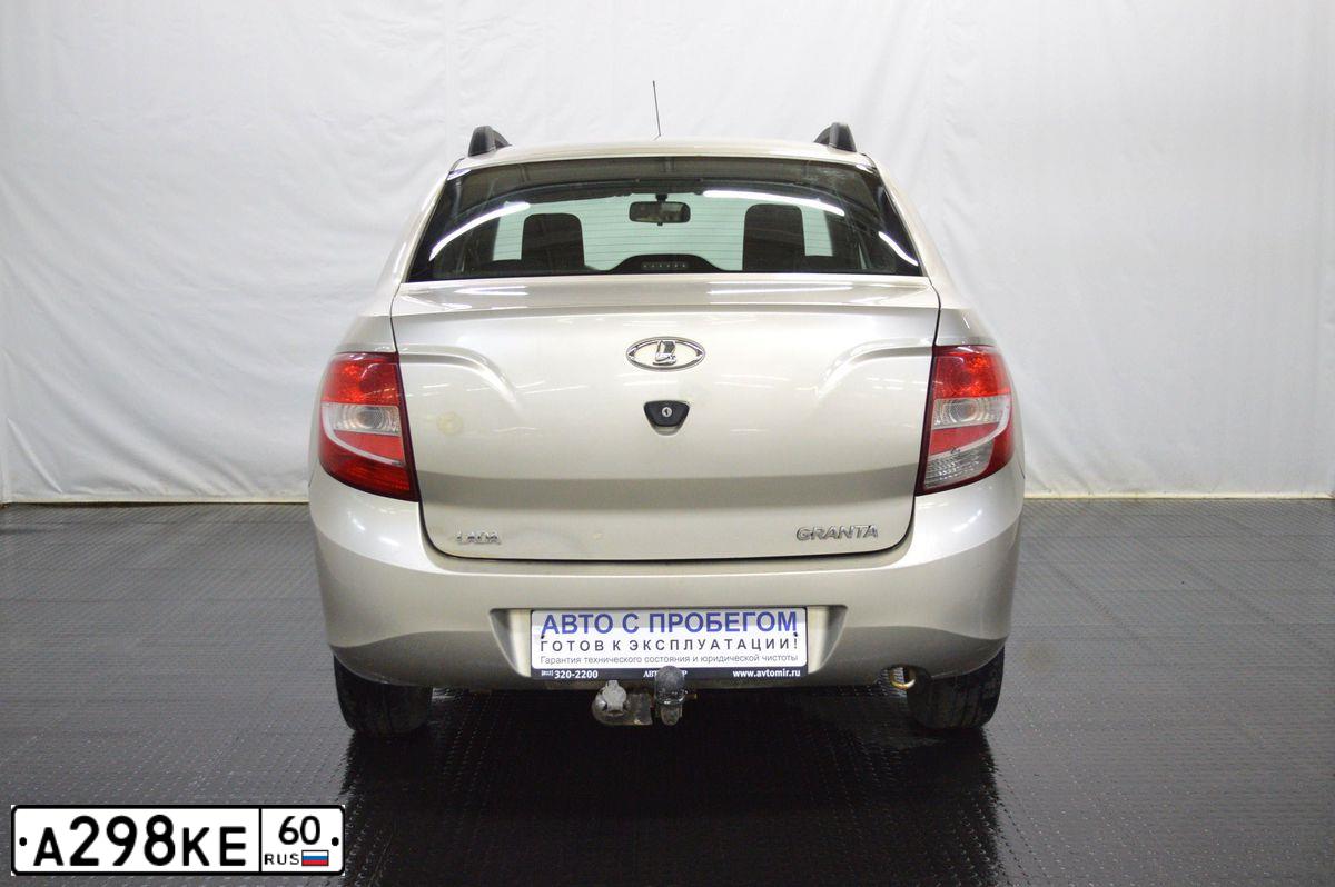 Фото автомобиля LADA 2190 GRANTA, 2013 — госномер Е740НЕ147. Цвет: БЕЖЕВЫЙ