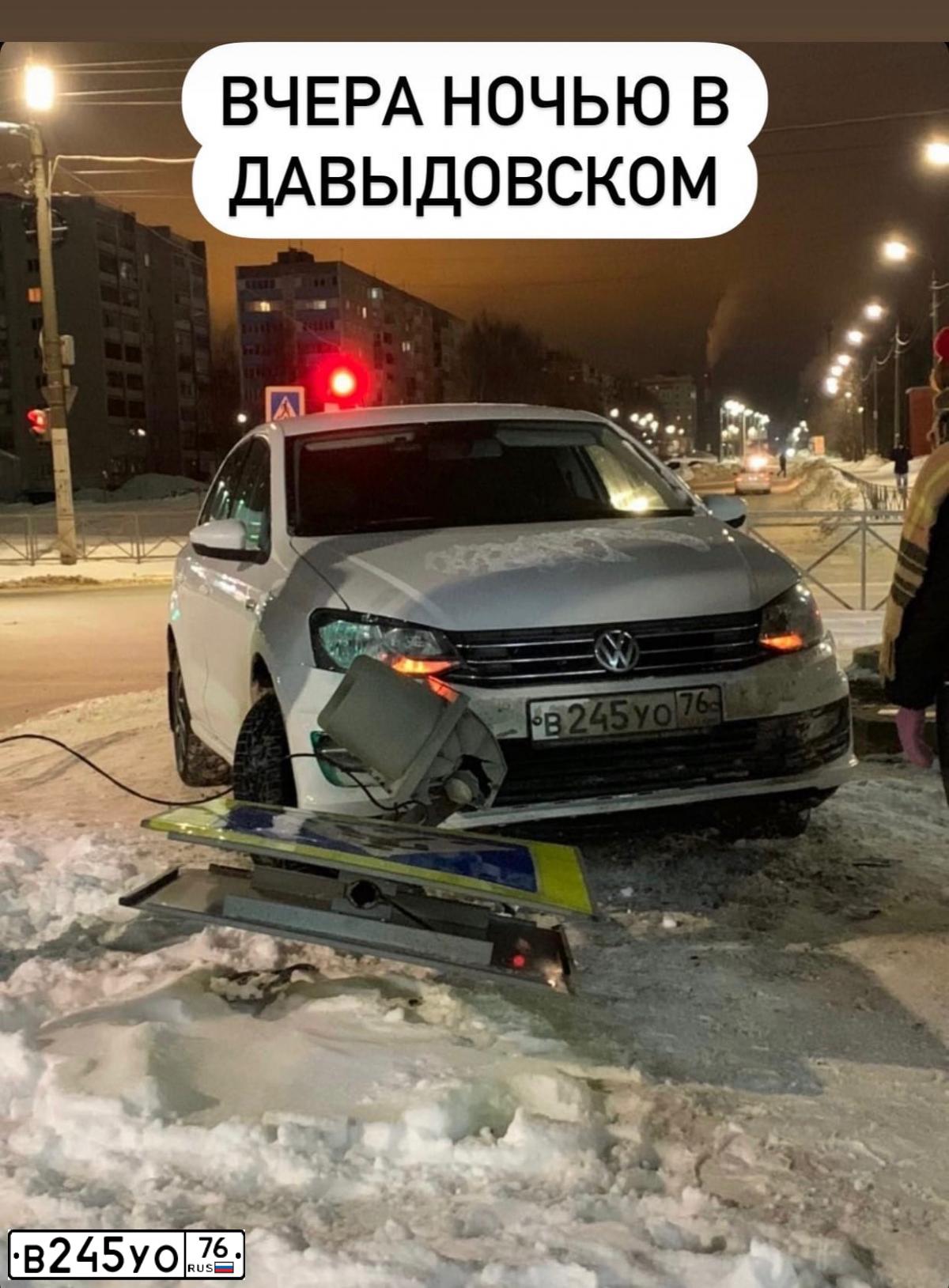 Фото автомобиля VOLKSWAGEN POLO, 2018 — госномер М295ТТ134. Цвет: Белый