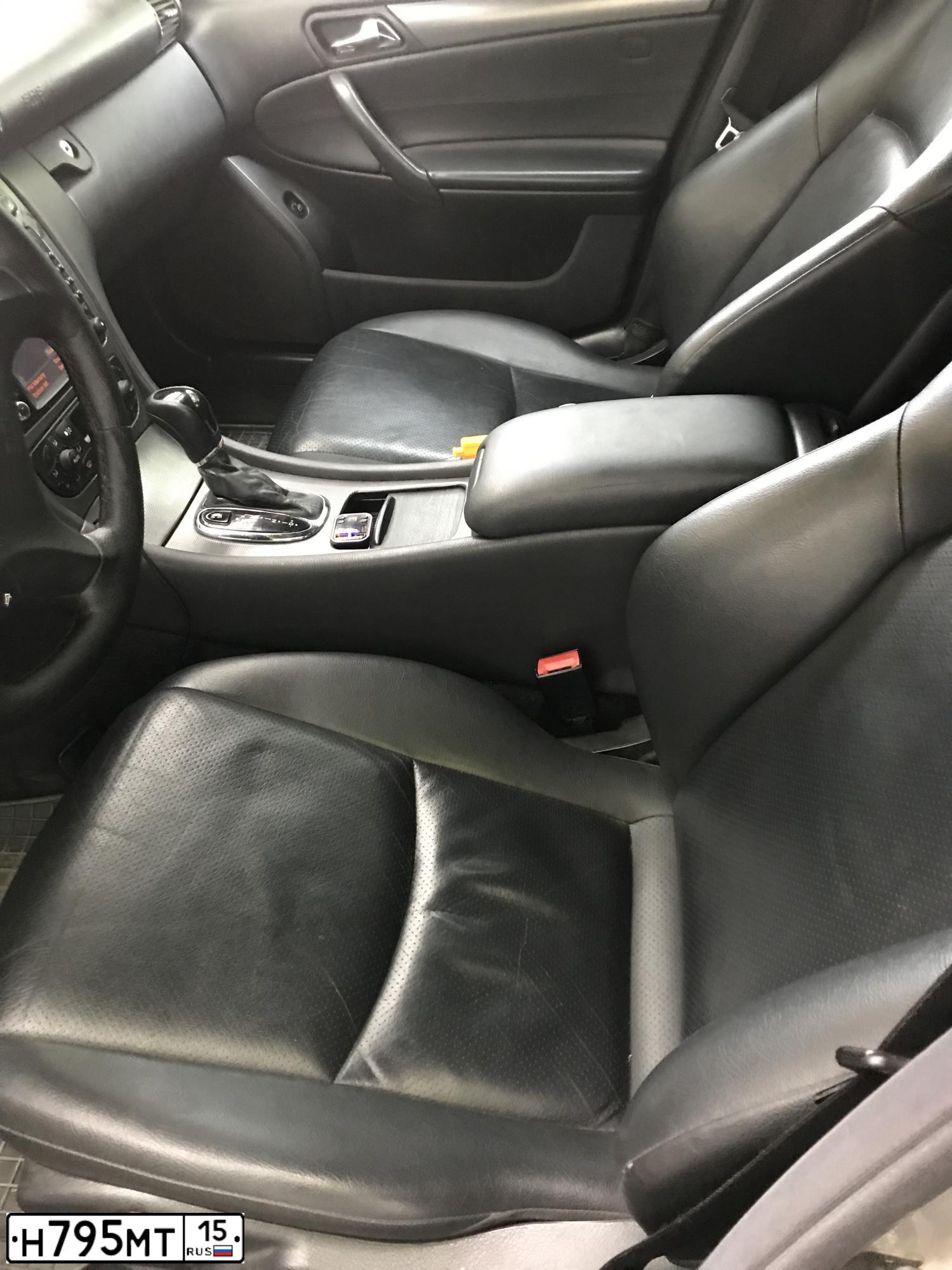 Фото автомобиля MERCEDES-BENZ C-CLASS, 2003 — госномер С445ЕР05. Цвет: Серебристый