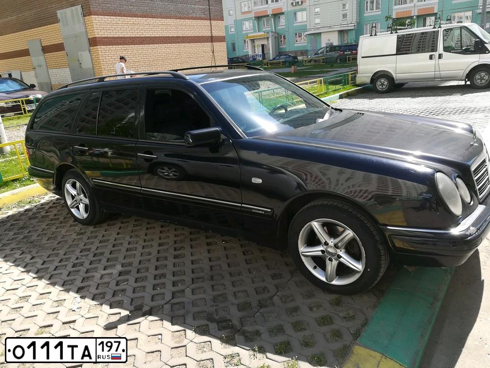 Фото автомобиля KIA SORENTO, 2006 — госномер О111ТА197. Цвет: синий