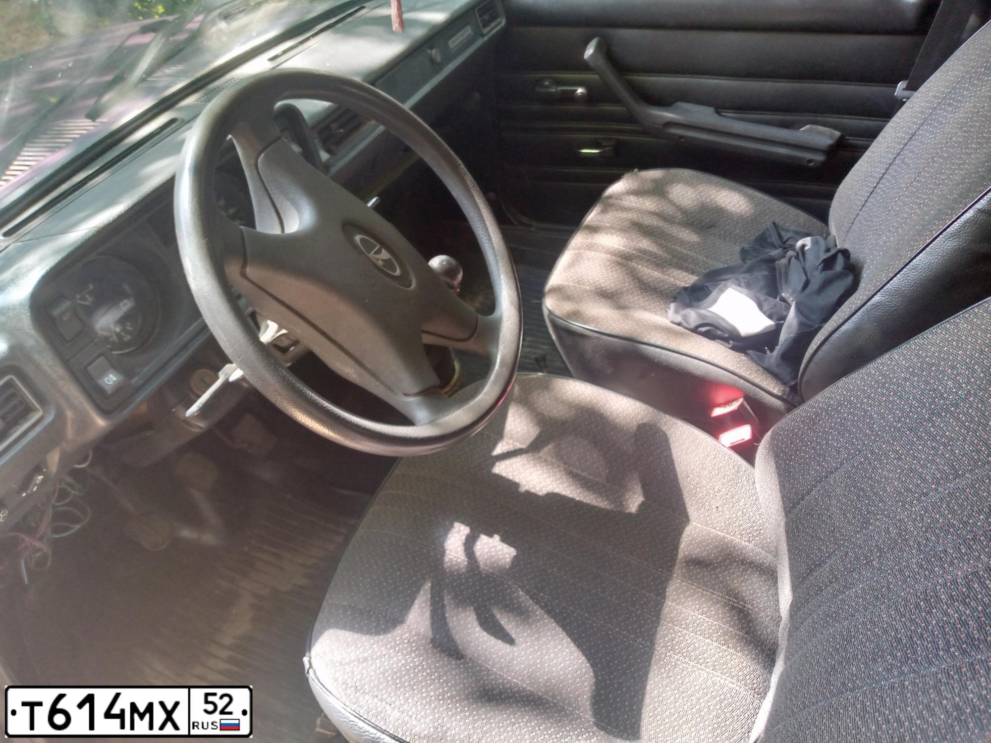 Фото автомобиля LADA 2104, 2002 — госномер Т614МХ52. Цвет: ФИОЛЕТОВЫЙ