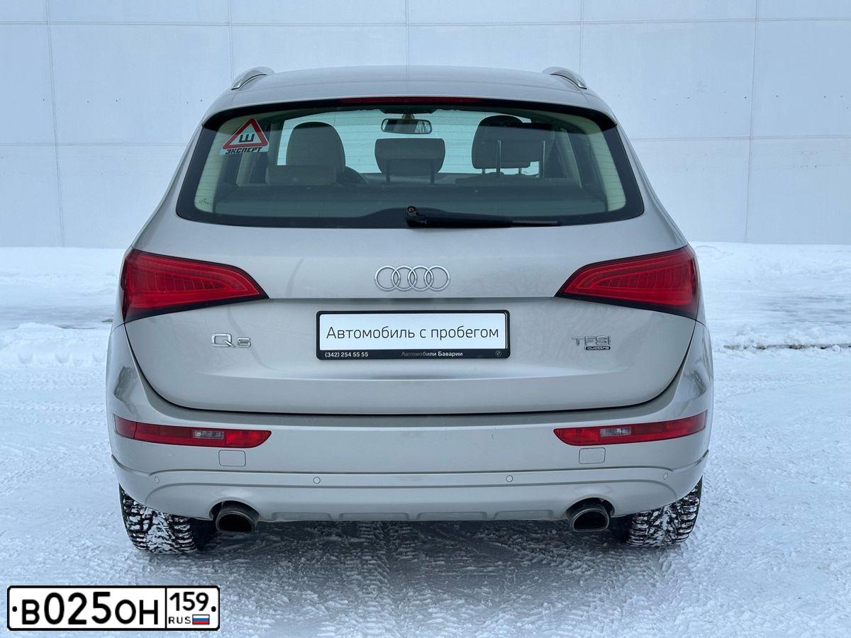 Фото автомобиля AUDI Q5, 2012 — госномер Е123ТУ18