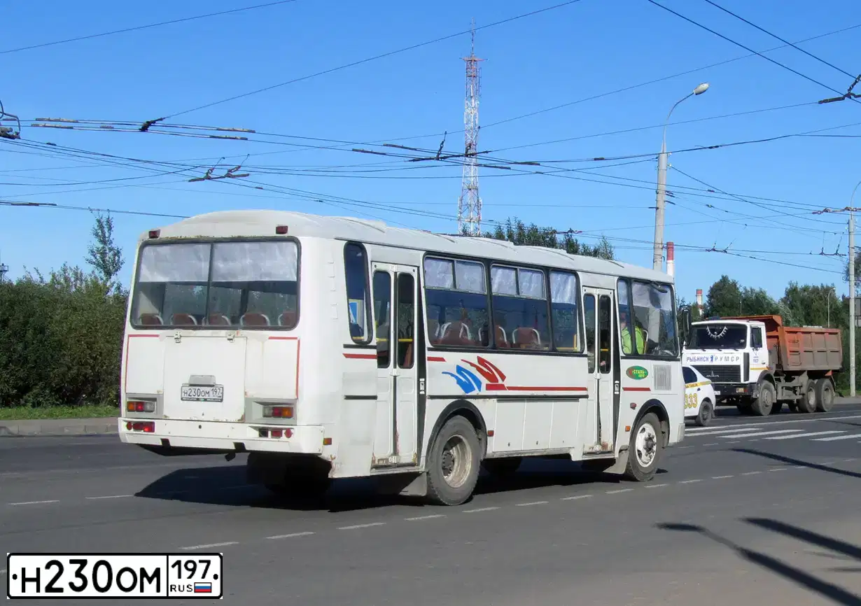 Фото автомобиля PAZ 4234, 2011 — госномер Р522ВР550. Цвет: Белый