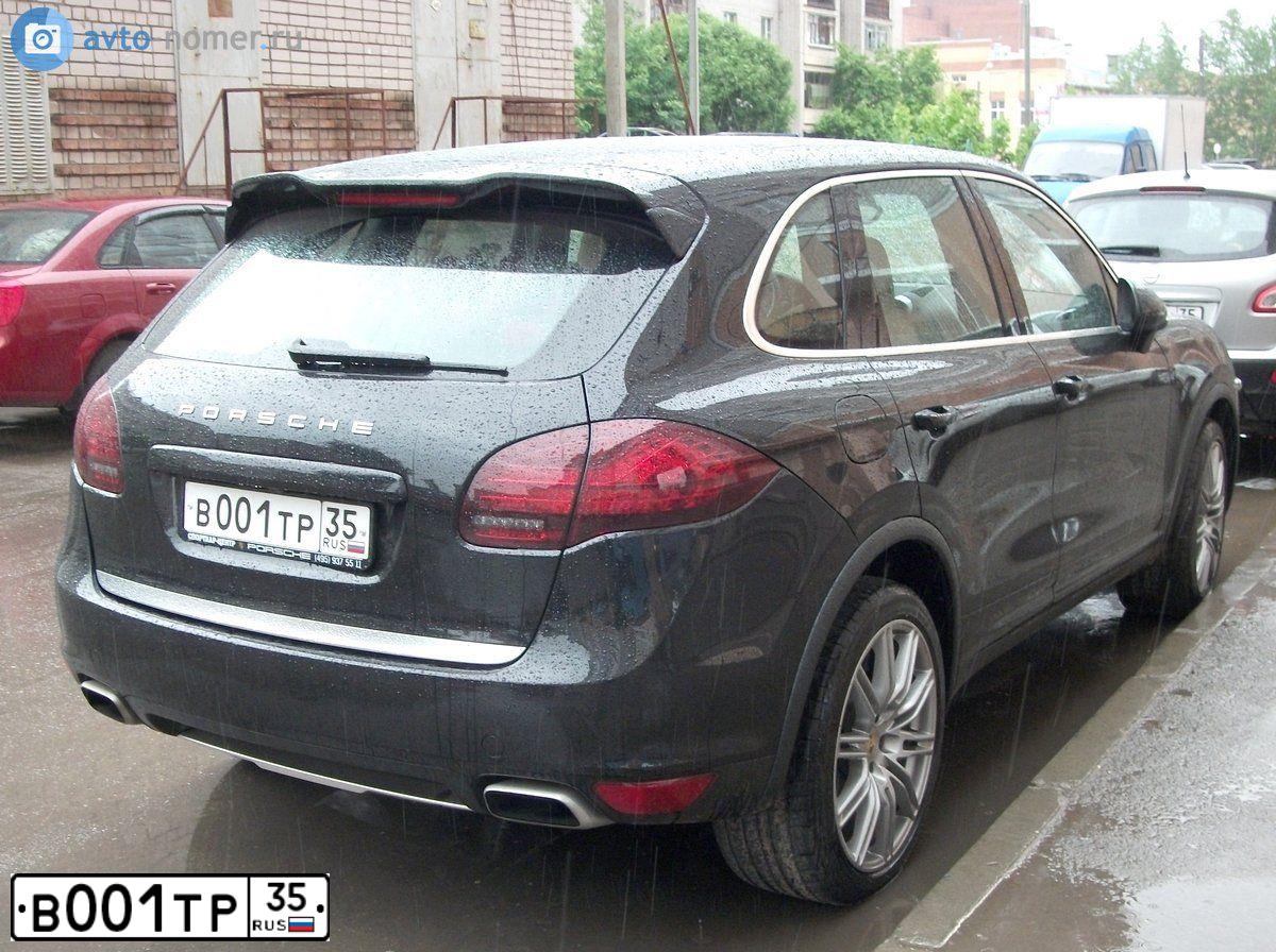 Фото автомобиля PORSCHE CAYENNE, 2012 — госномер В001ТР35. Цвет: ЧЕРНЫЙ