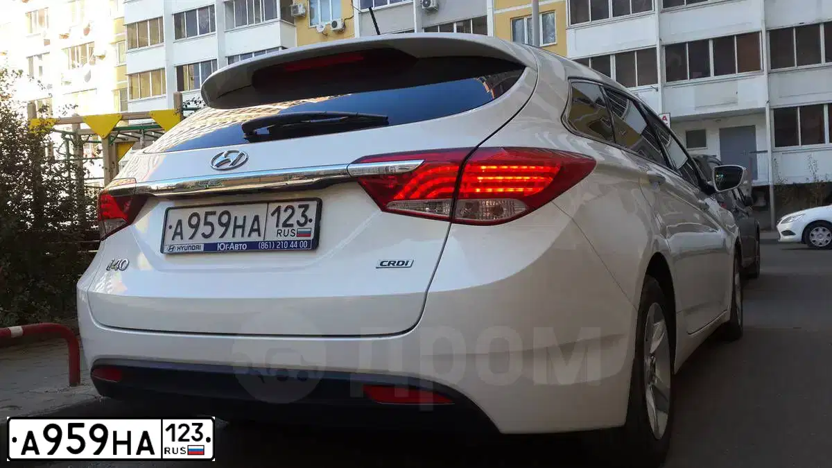 Фото автомобиля HYUNDAI I40, 2013 — госномер А959НА123. Цвет: Белый