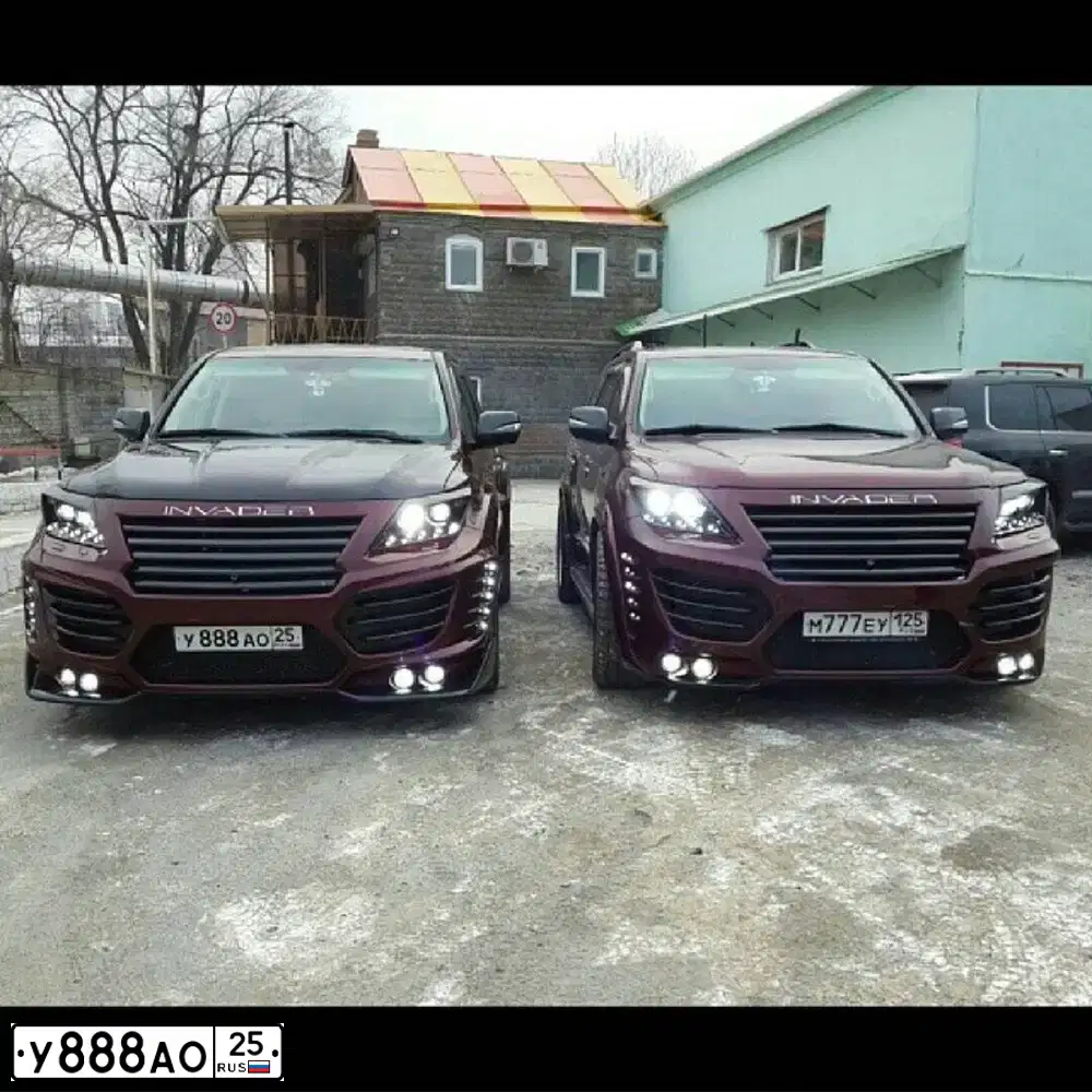 Фото автомобиля TOYOTA LANDCRUISER 200, 2016 — госномер В247МС14. Цвет: Белый