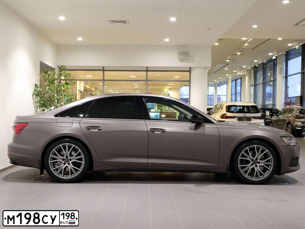 Фото автомобиля AUDI A6, 2018 — госномер В979ХВ147. Цвет: Коричневый