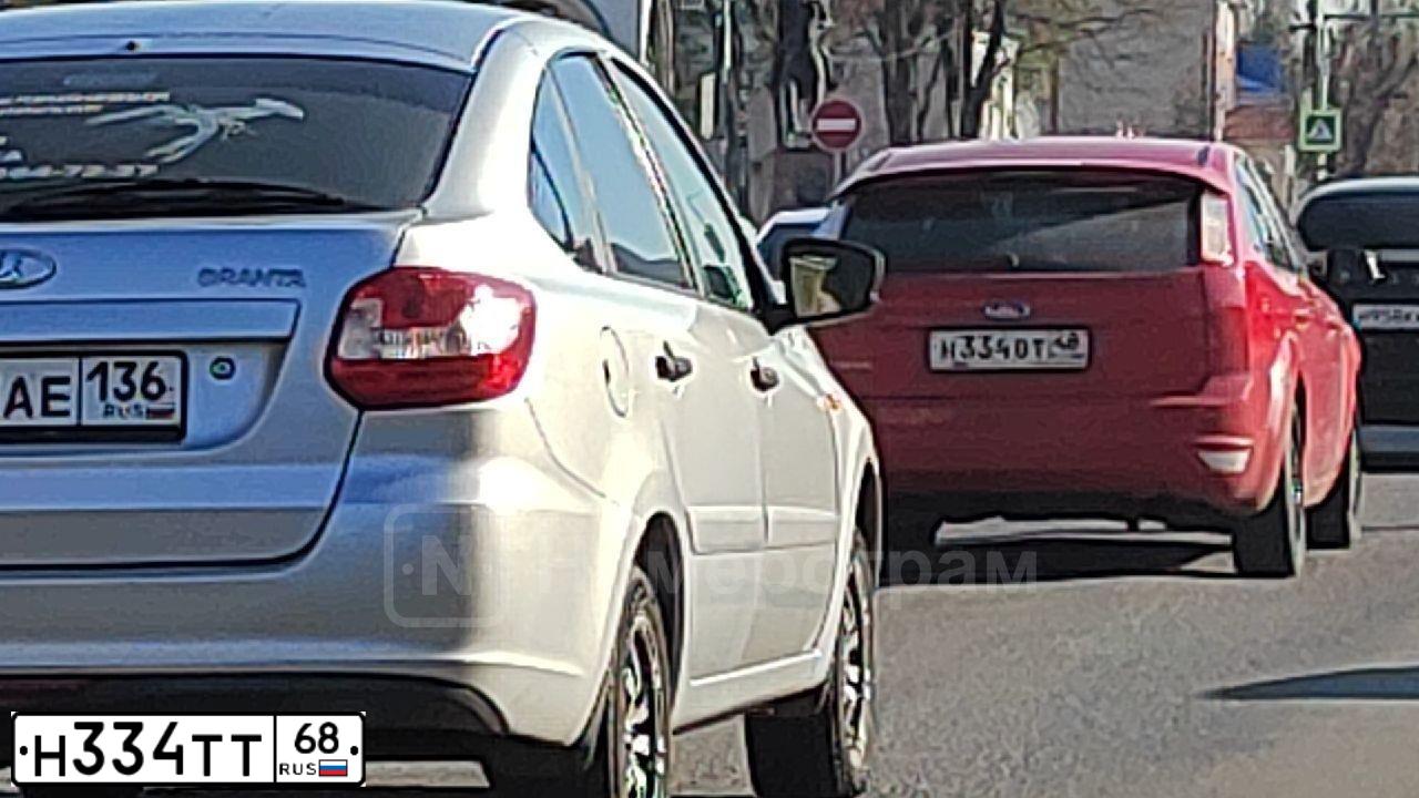 Фото автомобиля LADA 2190 GRANTA, 2015 — госномер Р164ЕТ68. Цвет: СЕРЕБРИСТЫЙ