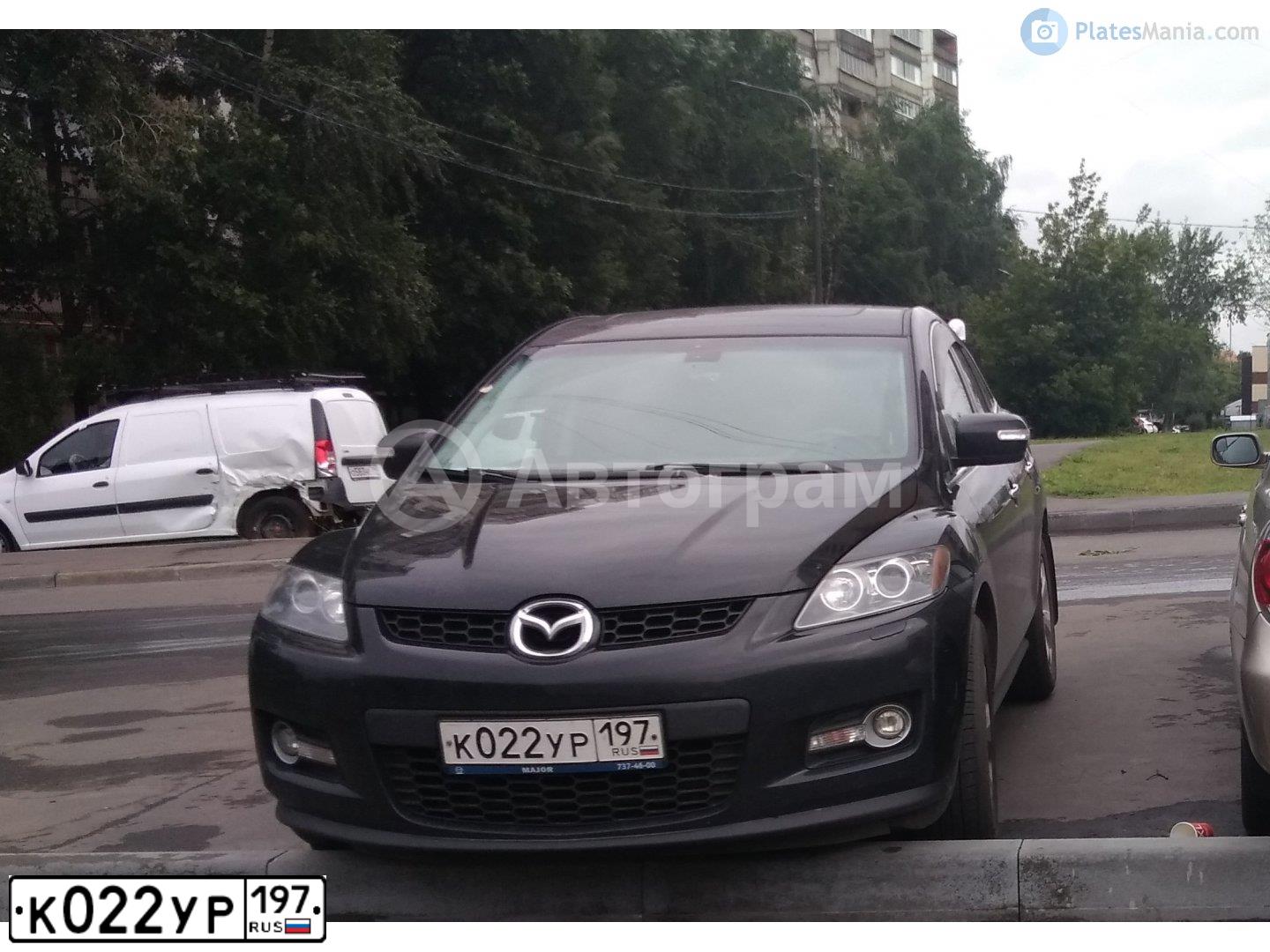 Фото автомобиля MAZDA CX-7, 2008 — госномер К022УР197. Цвет: ЧЕРНЫЙ